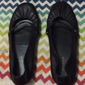 Sandal of Boston shoes. Flat looks like ballerina